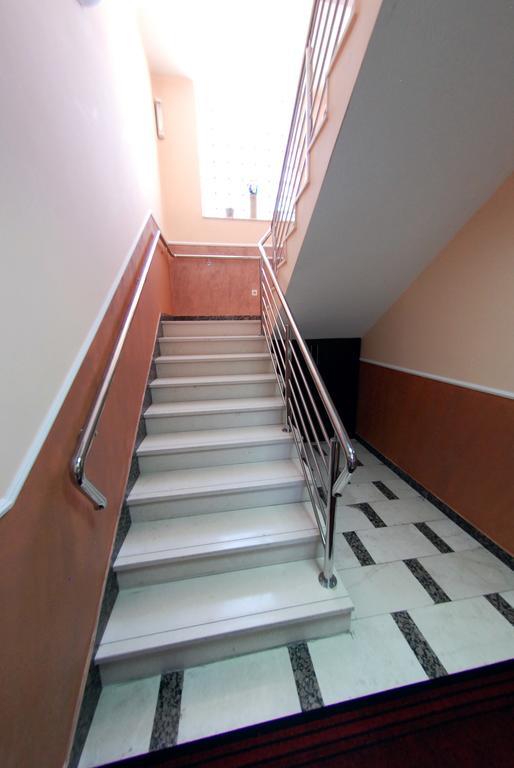 Hotel Arizona Sarajevo Lukavica Extérieur photo